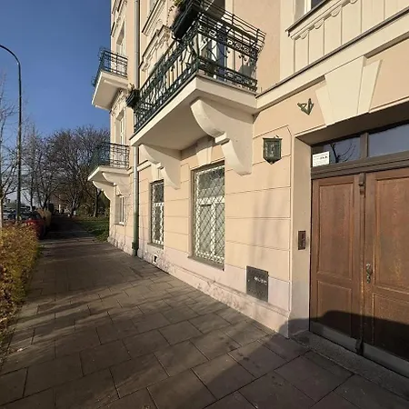 Charming Riverside In Trendy Kazimierz * Cracóvia